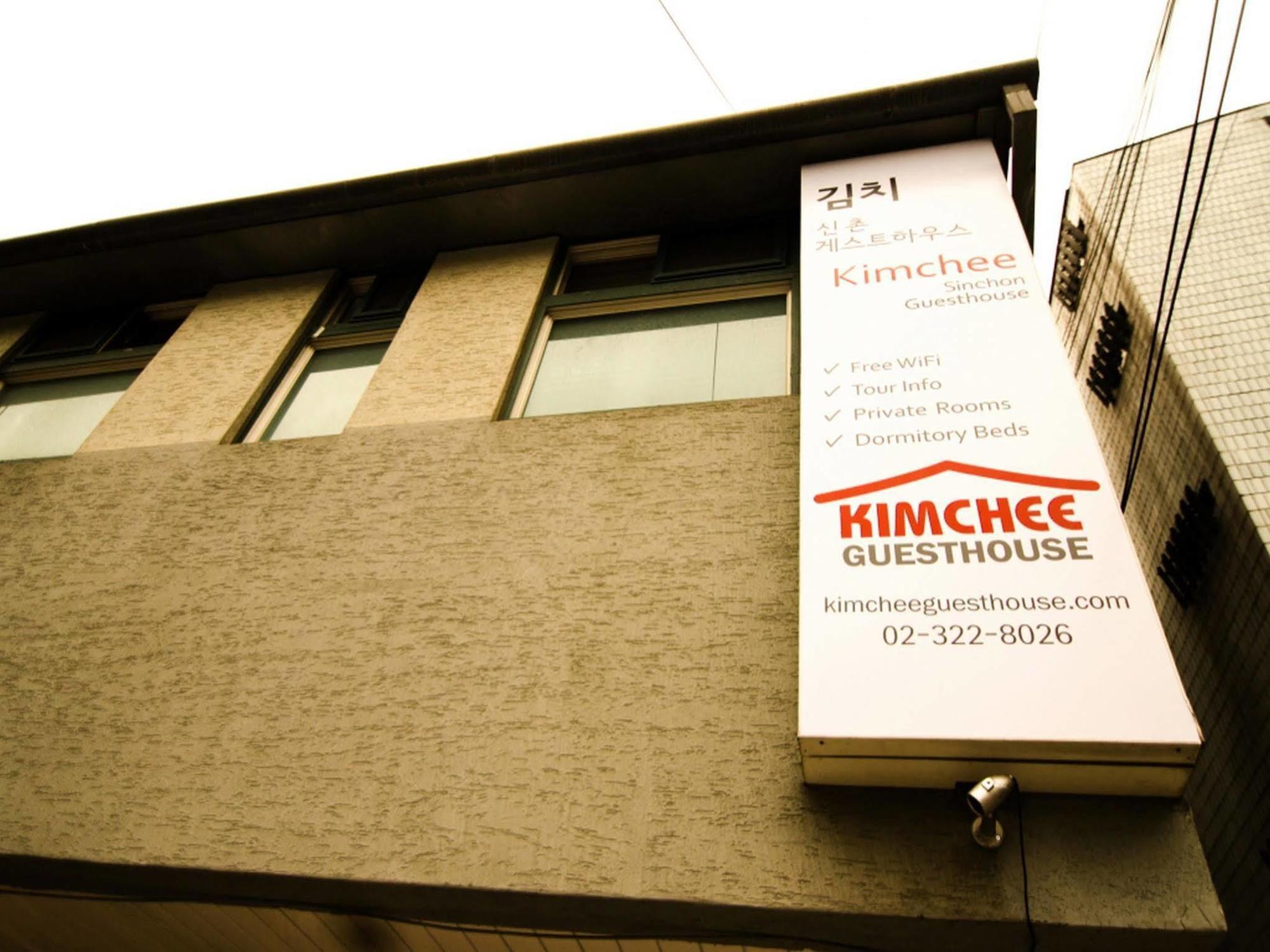 Kimchee Sinchon Guesthouse Seoel Buitenkant foto